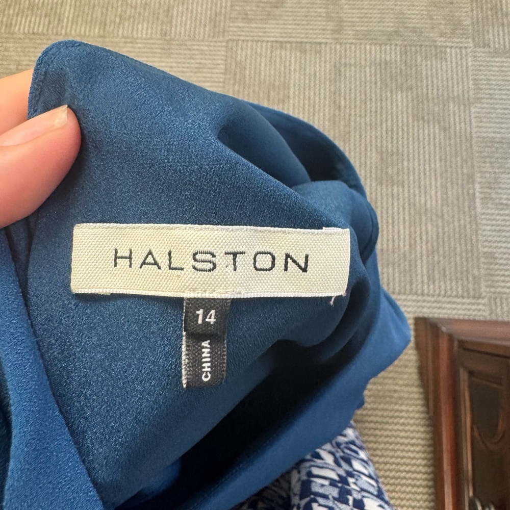 Halston Heritage Drape Sleeve Tapered Long Crepe Jumpsuit in Teal, size 14 - Picture 7 of 11